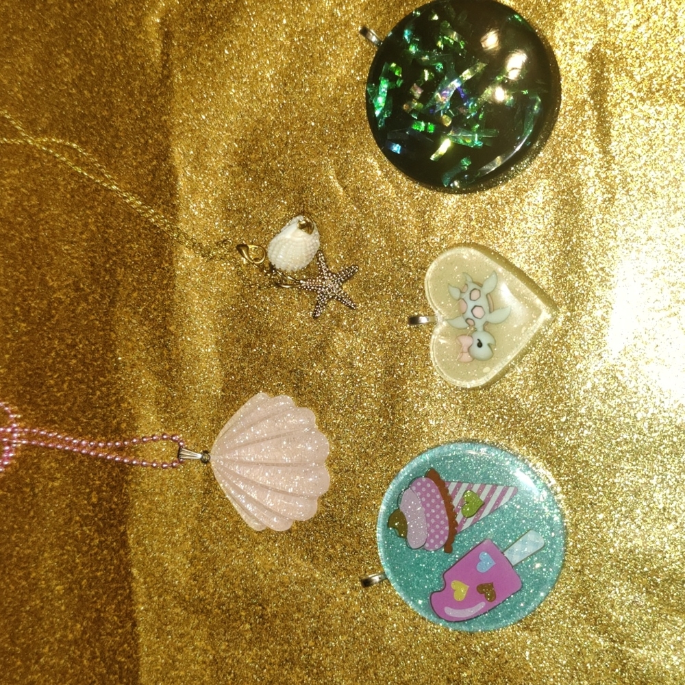 Lot of Girls Necklaces/Pendants Interchangeable